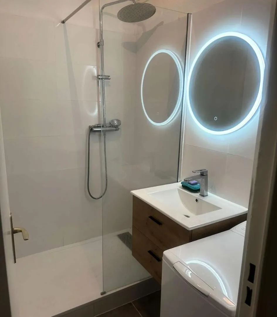 Apartment Residence Marines D'Aryana - Appartement Refait A Neuf 4 Couchages Proche Plage Dans Residence Avec Piscine Mae-8701 Six-Fours-les-Plages
